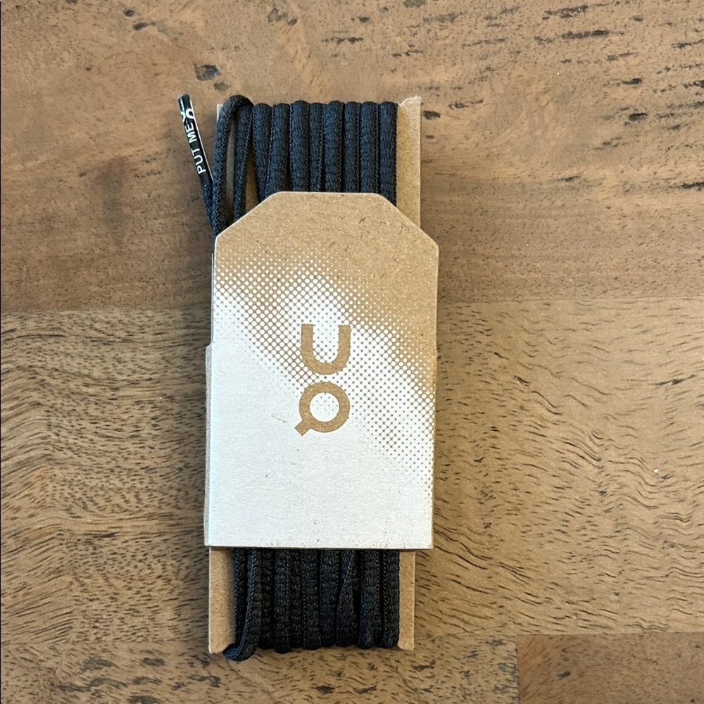 On Running Charcoal grey/Black Laces